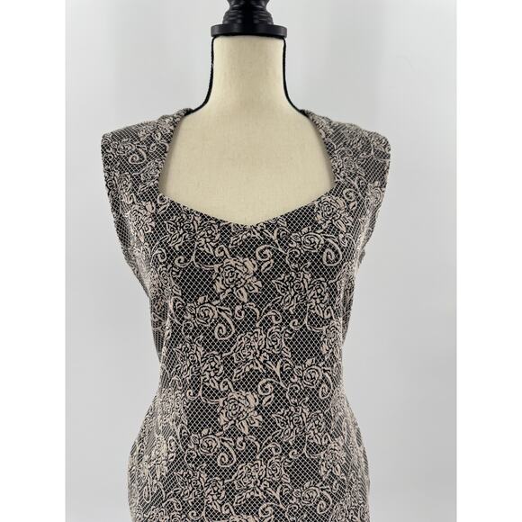 Forever 21 Black and White Body Con Dress Rose Print Sweatheart Neckline M - Picture 2 of 12